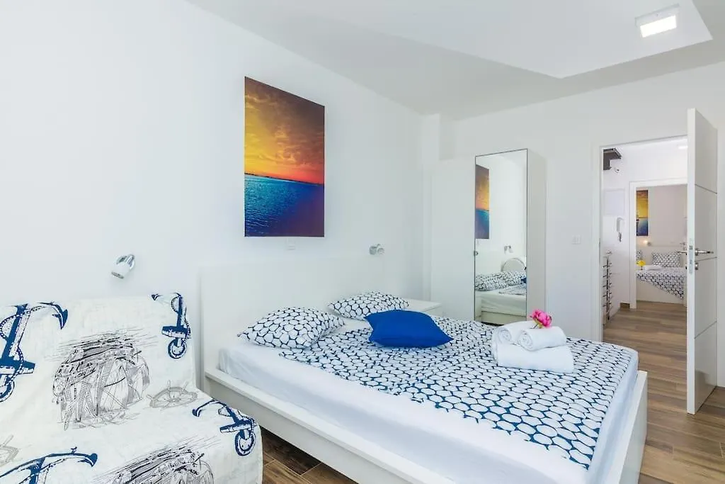 Holiday home Villa Lavender Privlaka  Croatia