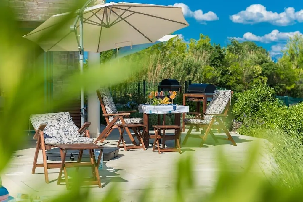 Villa Lavender Privlaka  Holiday home Privlaka (Zadar)