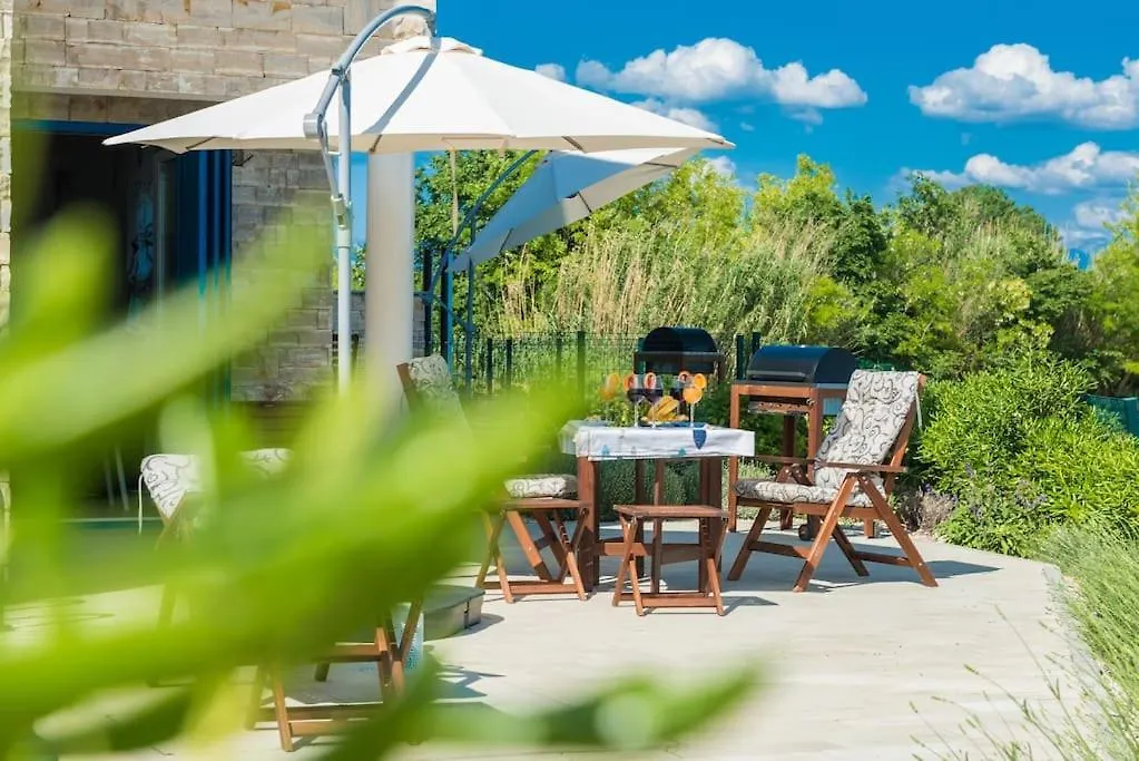 Villa Lavender Privlaka  Holiday home Privlaka (Zadar)