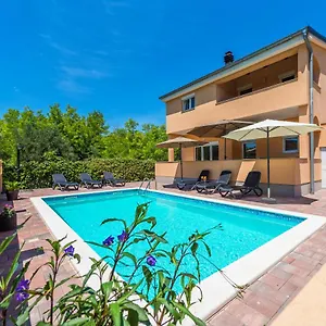 Nelly Privlaka (Zadar)